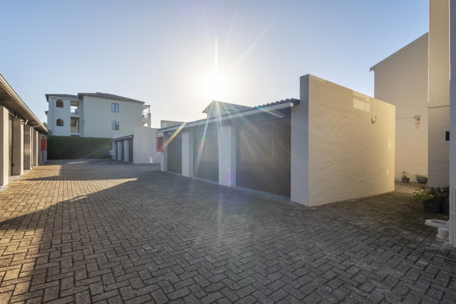 4 Bedroom Property for Sale in Bowtie Western Cape